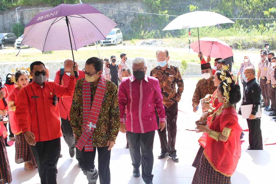 DIKTIRISTEK Resmikan 4 Gedung Baru UNSULBAR