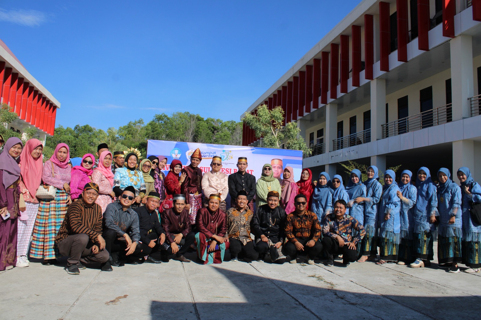 Unsulbar gelar Upacara Peringati Hari Pendidikan Nasional 2024