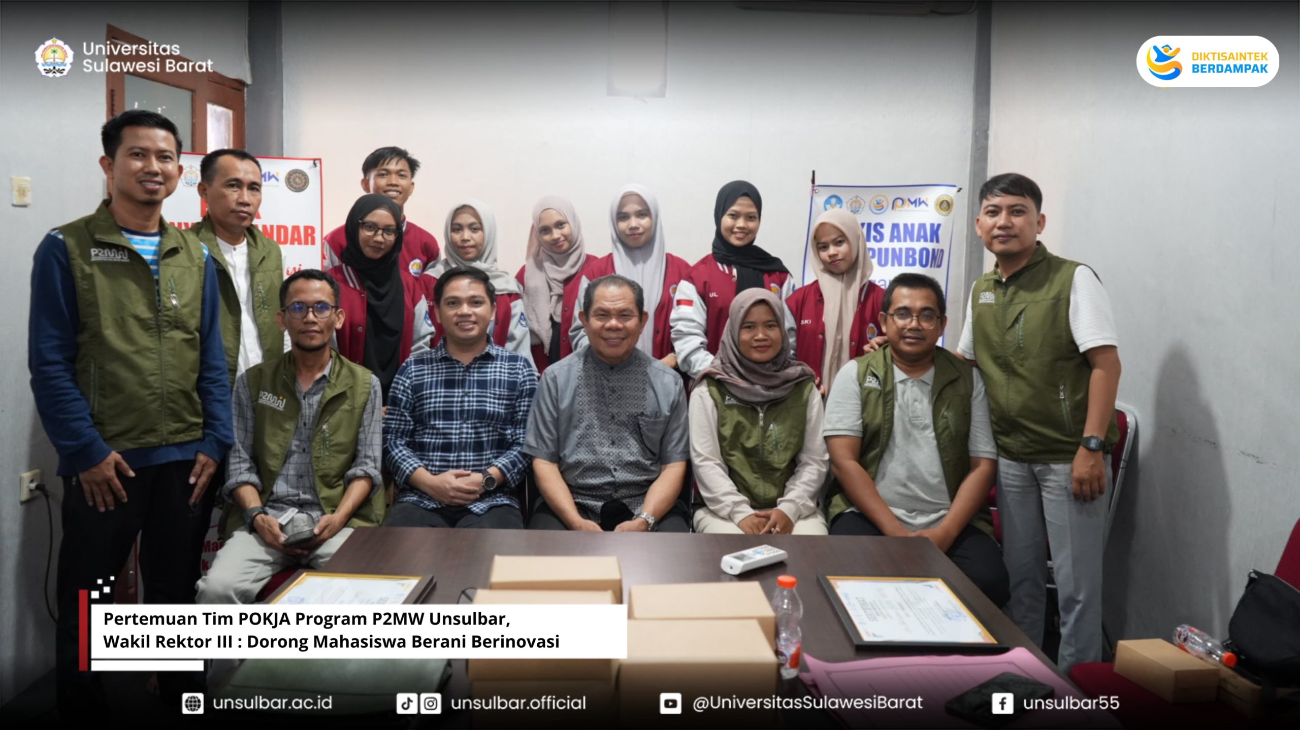 Pertemuan Tim POKJA Program P2MW Unsulbar, Wakil Rektor III : Dorong Mahasiswa Berani Berinovasi Pertemuan Tim POKJA Program P2MW Unsulbar, Wakil Rektor III : Dorong Mahasiswa Berani Berinovasi