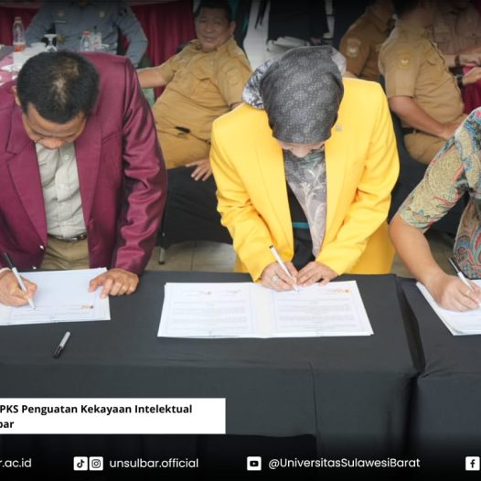 Rektor Unsulbar Teken PKS Penguatan Kekayaan Intelektual dengan Kemenkum Sulbar